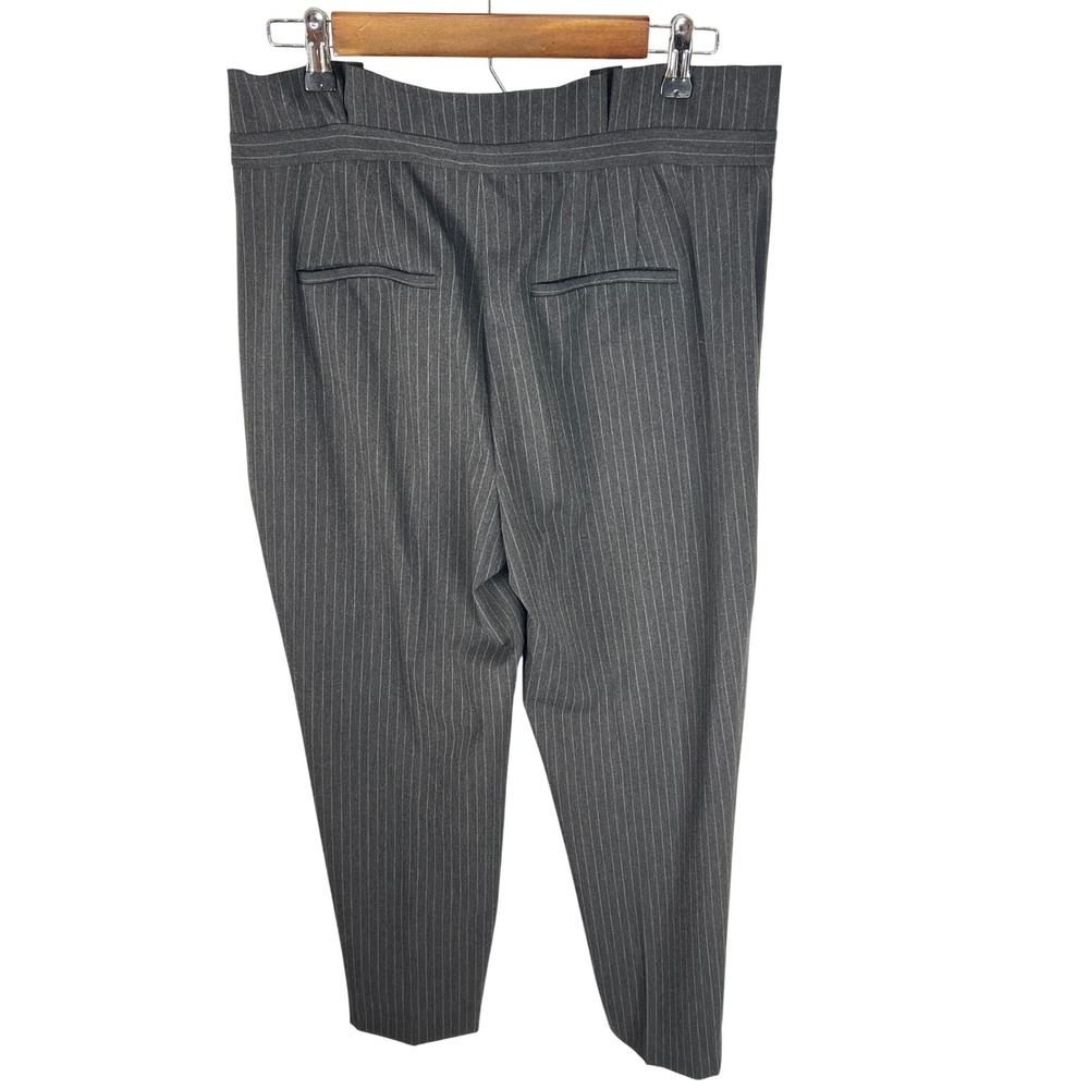 White House Black Market Relaxed Ankle Pinstripe Pants Grey Pearl Button Size 10 - Picture 2 of 8